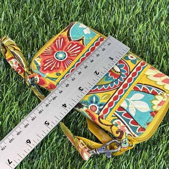 Vera Bradley Zip Around Wristlet Wallet Floral Yellow Multicolor Quilted - Picture 9 of 9